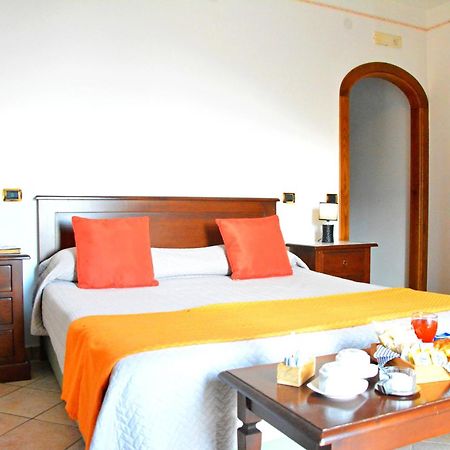 Pianillo Agriturismo Sul Sentiero מראה חיצוני תמונה
